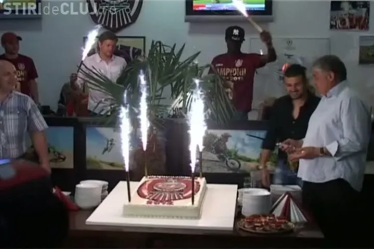 CFR Cluj a sarbatorit cu tort si sampanie titlul! VEZI imagini VIDEO