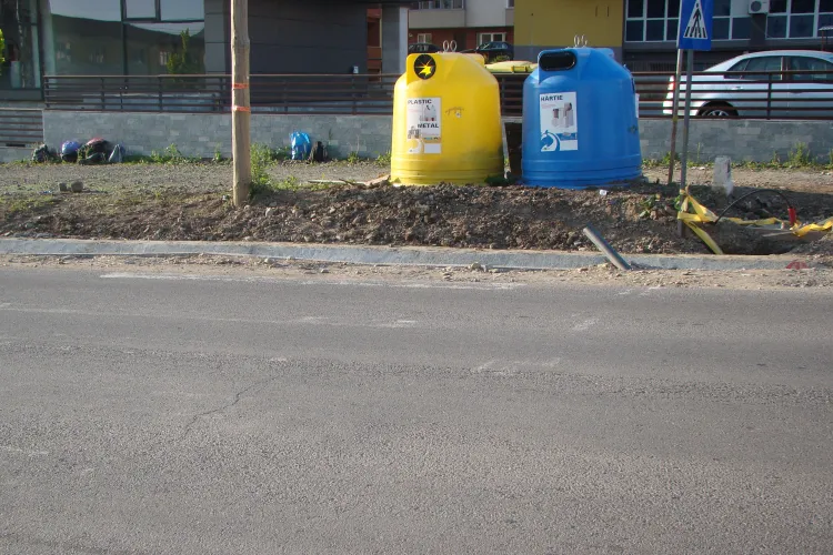 Trecere de pietoni care se termina intr-un sant in cartierul Buna Ziua FOTO