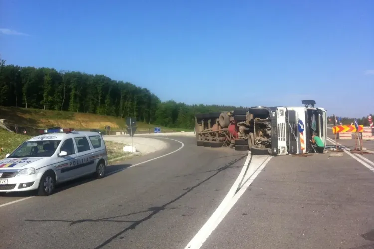 ACCIDENT: O cisterna s-a rasturnat pe centura Apahida-Valcele VIDEO si FOTO