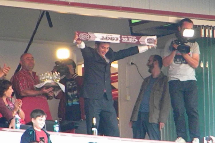 Vezi INTREG filmul in care Paszkany isi bate joc de Gigi Becali VIDEO