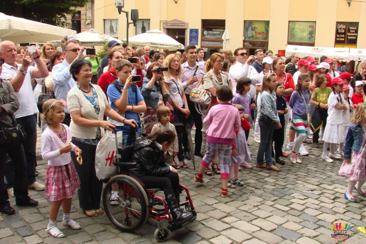 ZILELE CLUJULUI: Peste 10.000 de clujeni au participat la prima zi FOTO