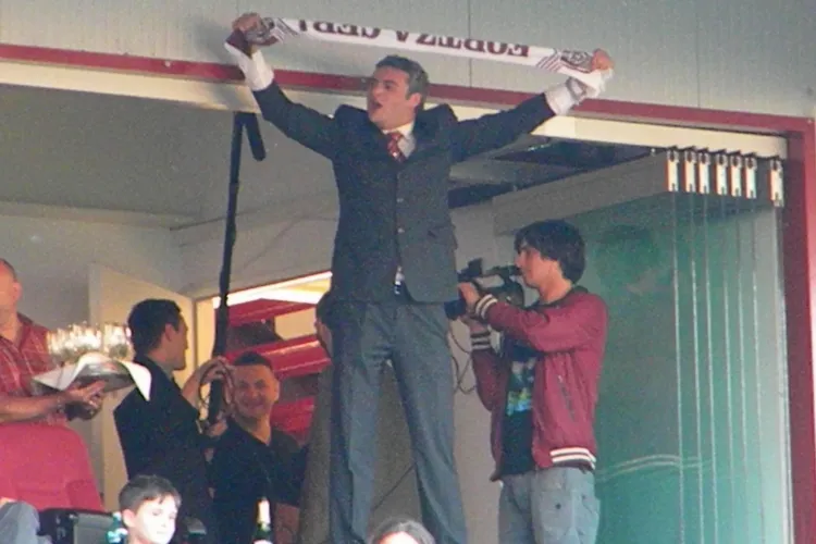 Gigi Becali ironizat de un personaj din loja stadionului din Gruia! FOTO
