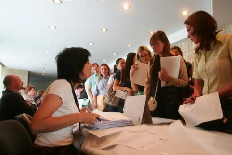 10 orase din Romania in care nu ai nicio sansa sa te angajezi. Clujul, in topul oraselor cu cele mai mari sanse de a-ti gasi un job!