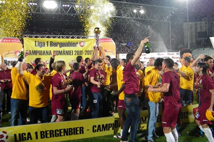 FIESTA pe stadionul CFR Cluj! Sarbatoarea CAMPIOANEI in imagini FOTO si VIDEO
