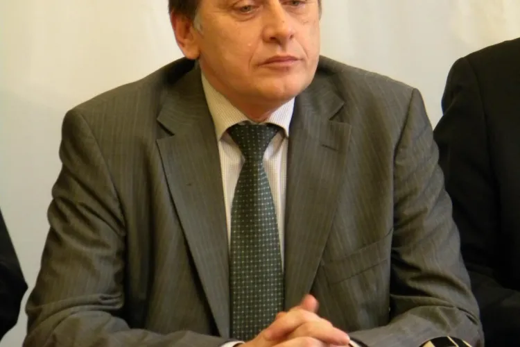 Boc, atacat dur la Cluj-Napoca de Crin Antonescu si Marius Nicoara VIDEO