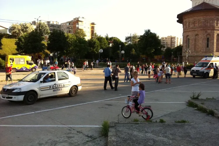 Bataie zdravana intre 6 persoane sub ochii a 50 de copii FOTO VIDEO