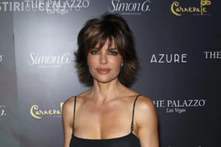 O actrita a dat-o in bara pe covorul rosu! Si-a uitat lenjeria intima acasa FOTO