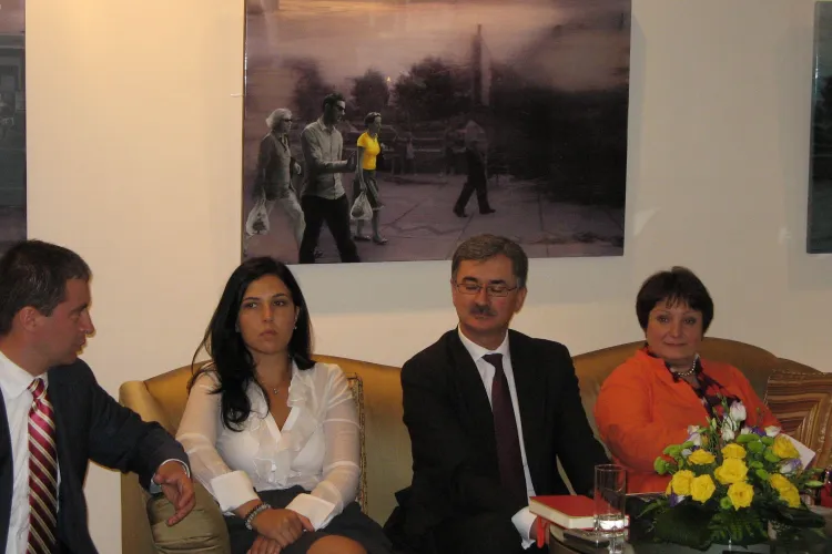 Certinvest si BT - Un parteneriat intre arta si banking 