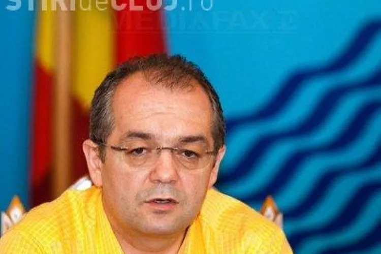 REPORTAJ: Boc, noapte alba in asteptarea unei minuni de la sectiile de votare, dupa numararea voturilor