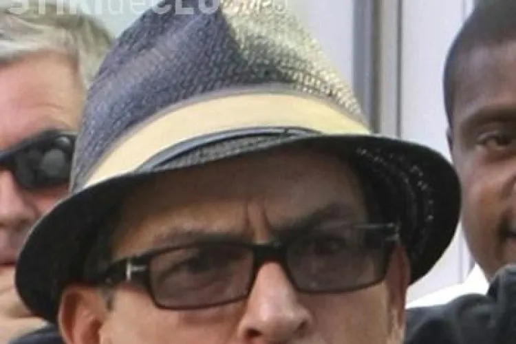  Charlie Sheen, afectat de consumul de alcool si droguri! VEZI cum arata actorul, la 46 de ani