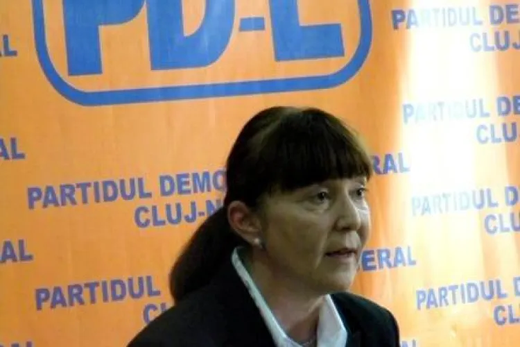 Monica Macovei, despre Marius Nicoara: "Imi amintesc o singura scena: aceea ca se uita la filme porno cand in Parlament se dezbatea o lege serioasa