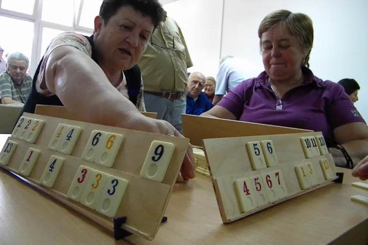 Club de pensionari si sediu al politiei locale, inaugurate in Grigorescu FOTO