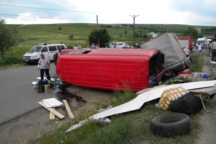 ACCIDENT LA SUCEAG! Fotografii primite de la cititori 