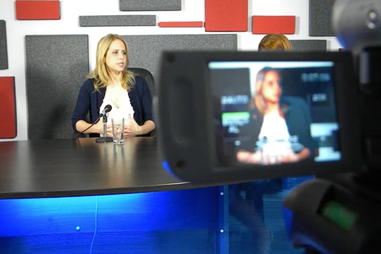 Sucurile răcoritoare conțin 5 lingurițe de zahăr! Mihaela Bilic: Sunt o BOMBĂ calorică VIDEO