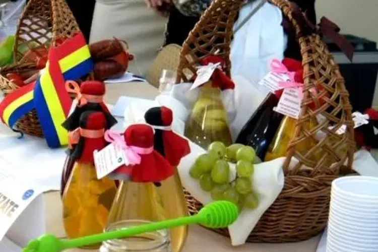 Studenţii de la USAMV Cluj-Napoca şi-au expus propriile "minunăţii" culinare FOTO VIDEO