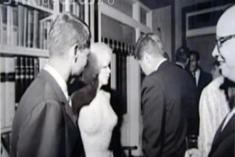 Singura fotografie in care Marilyn Monroe apare alaturi de John F. Kennedy a fost facuta publica - VEZI FOTO