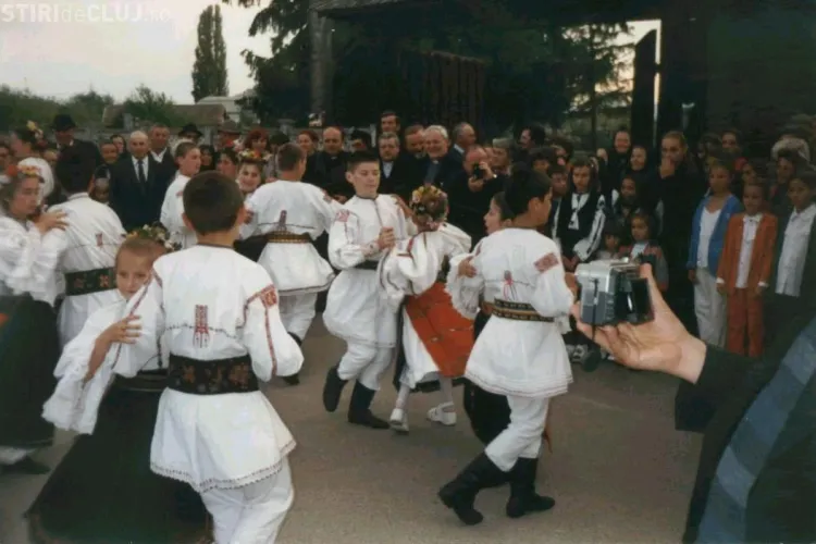 Criza altora! Alesii din comuna  Mihai Viteazu si-au "votat" o excursie in Macedonia. Elevii din localitate merg pe banii lor