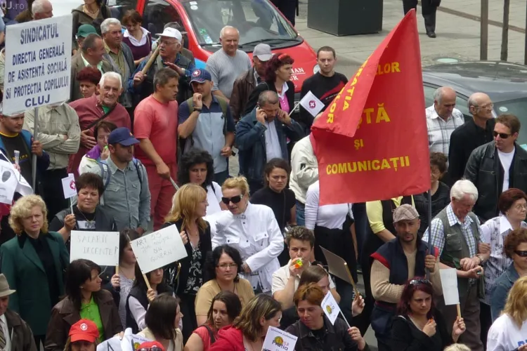 Organizatorii mitingului de la Cluj-Napoca nu au fost amendati, pentru ca nu au perturbat traficul si ordinea