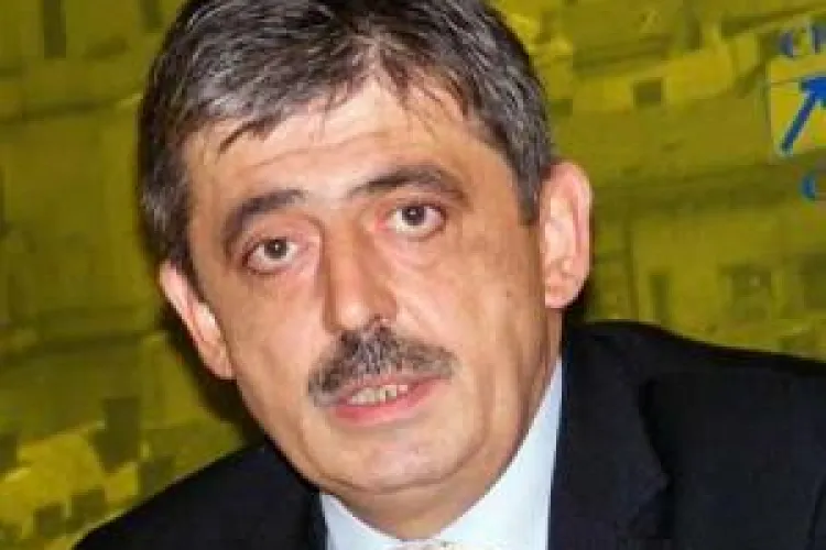 PNL Cluj: Blaga nu isi cunoaste prerogativele! Asa ca ii da o mana de ajutor cu plantele etnobotanice!