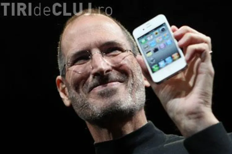 VIDEO - La nici o luna de la lansare, iPhone 4 primeste tot mai multe reclamatii! Cea mai grava: isi pierde semnalul!