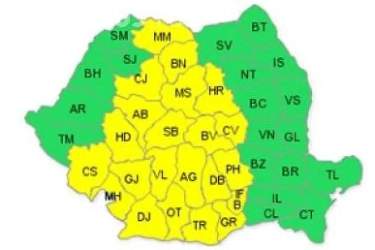 Atentionarea Cod galben de furtuni a fost prelungita la Cluj pana duminica seara