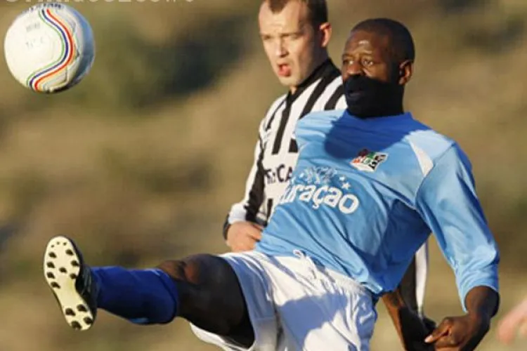 CFR Cluj l-a transferat pe Dominique Kivuvu