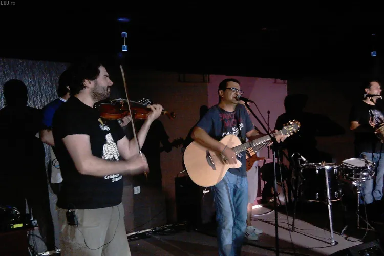 VIDEO - Concert Mihai Margineanu in Clubul Ring din Cluj-Napoca