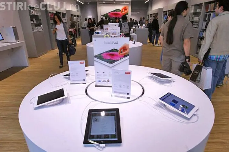 Apple vrea să lanseze un iPad mai mic şi mai ieftin 