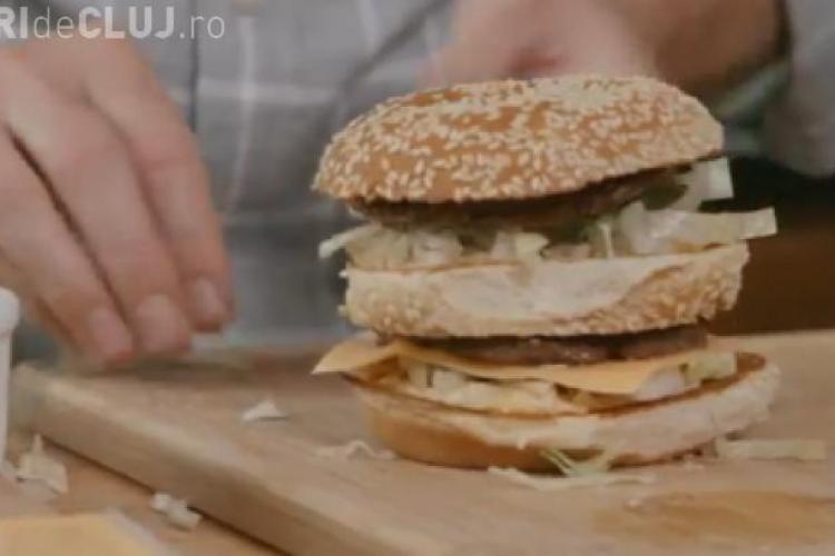McDonald's a arătat cum cum se prepară un Big Mac în bucătărie. Seamănă cu cel din restaurant? VIDEO