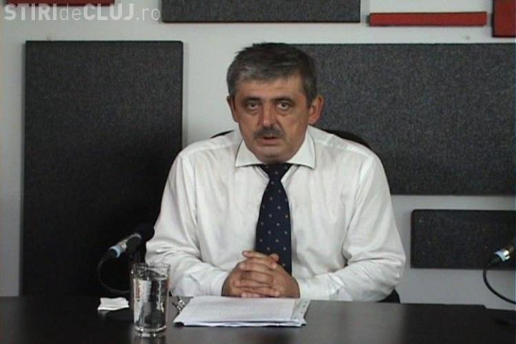 Uioreanu: Tișe a tocat banii publici pe un birou de lux la Consiliul Județean. Numai SPA -ul mai lipsea VIDEO