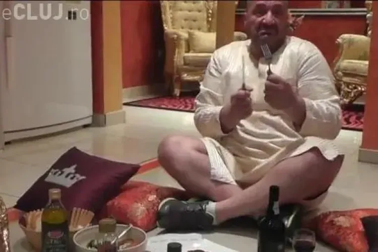 Nelson Mondialu "ia masa" cu fanii pe Facebook. Le-a oferit şi un dans VIDEO