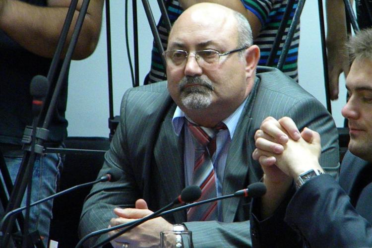 Consilierul Axente Husar de la PP-DD Cluj îşi plătea informatorul pentru informaţiile "valoroase"