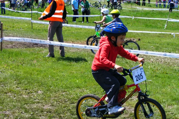 Clujenii sunt aşteptaţi să participe la concursul "Clujul Pedalează"
