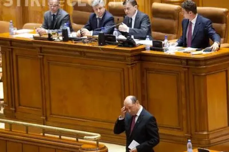 Ce scrie PRESA INTERNAŢIONALĂ despre SUSPENDAREA lui Băsescu