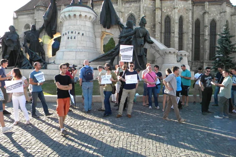 Protest anti - USL, în Piata Unirii, de la ora 19.00