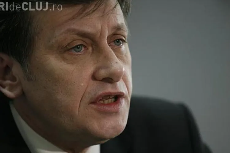 Antonescu: Dacă Băsescu nu e demis la referendum, ma retrag definitiv din viaţa politică