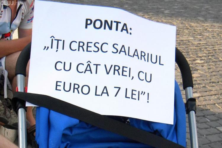 Protest ANTI USL în Piața Unirii: ”Ponta: Îți cresc salariul cu cât vrei, cu Euro la 7 lei” VIDEO
