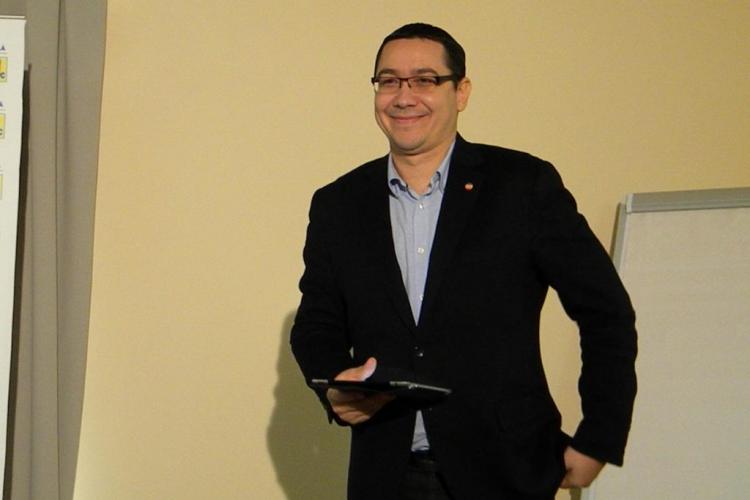 Victor Ponta: Taxa TVR ar trebui eliminată pentru abonaţii companiilor de cablu