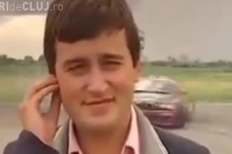 Reporter lovit de o mașină în timpul unei transmisiuni VIDEO