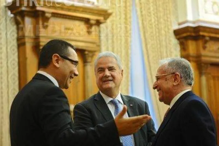 Adrian Năstase știa de plagiatul lui Ponta? Vezi ce a scris în PREFAȚA tezei de doctorat