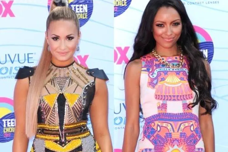 Teen Choice Awards 2012: Rochii senzaţionale pe covorul roşu FOTO