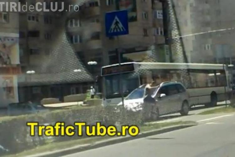 Pieton acroșat de un șofer în Piața Mărăști! VIDEO - SCENA A FOST SURPRINSĂ LIVE