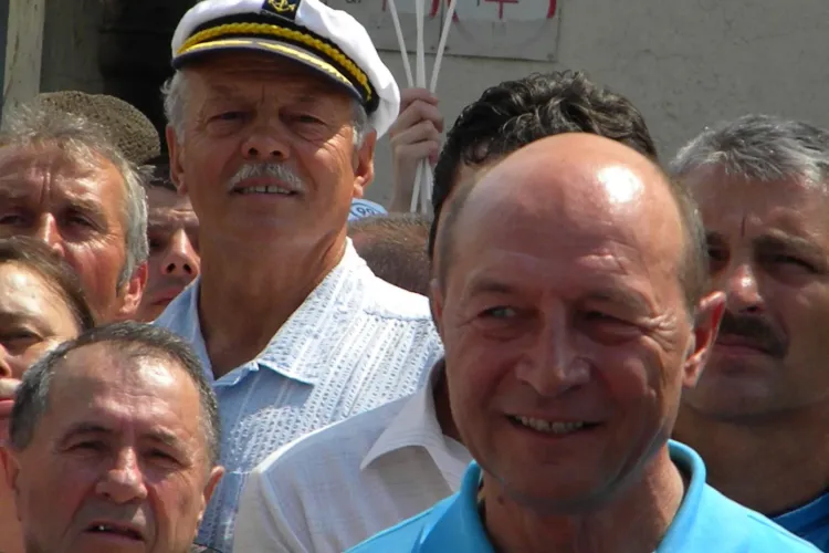 La mitingul din Cluj a fost prezent şi un MARINAR FOTO