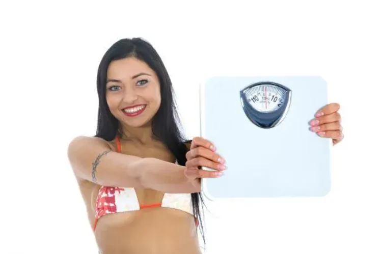  10 trucuri ca să mănânci mai puţin 