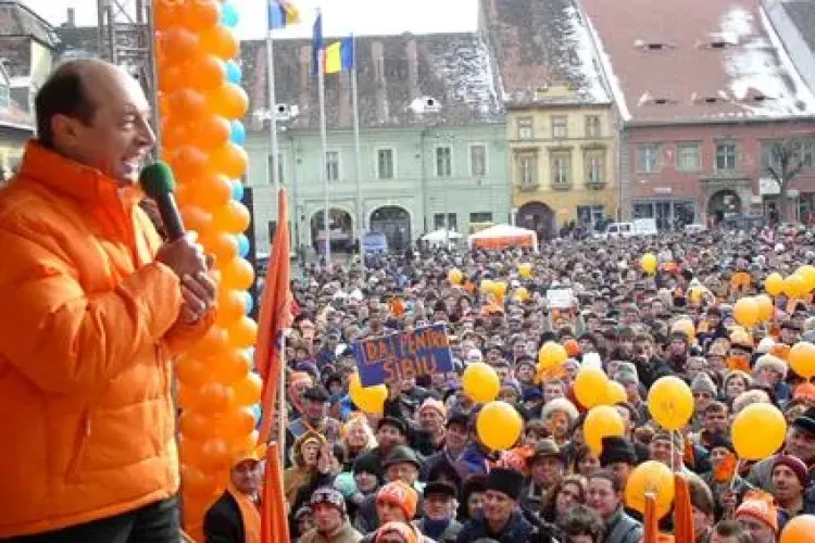 Nicoară: Băsescu aduce la miting oameni din toată țara. Cezar Preda, ironic: Chiar si cosmonauți vom aduce