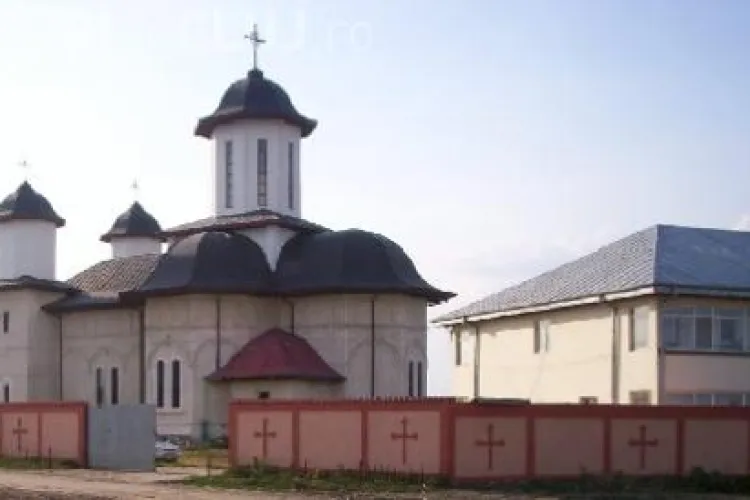 PREMIERĂ: Prima mănăstire ECO din România 