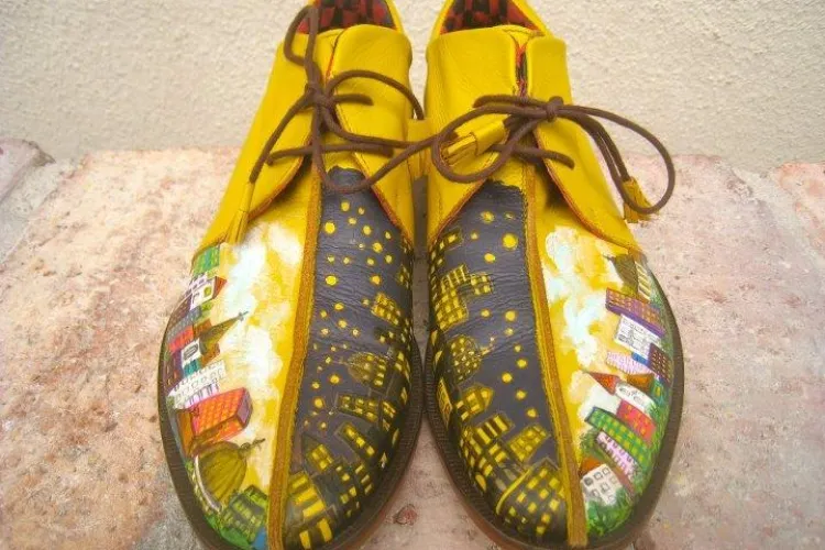 Pantofi bărbăteşti PICTAŢI, produși la Cluj de doi designeri. Ei vor să cucerească lumea modei! FOTO 