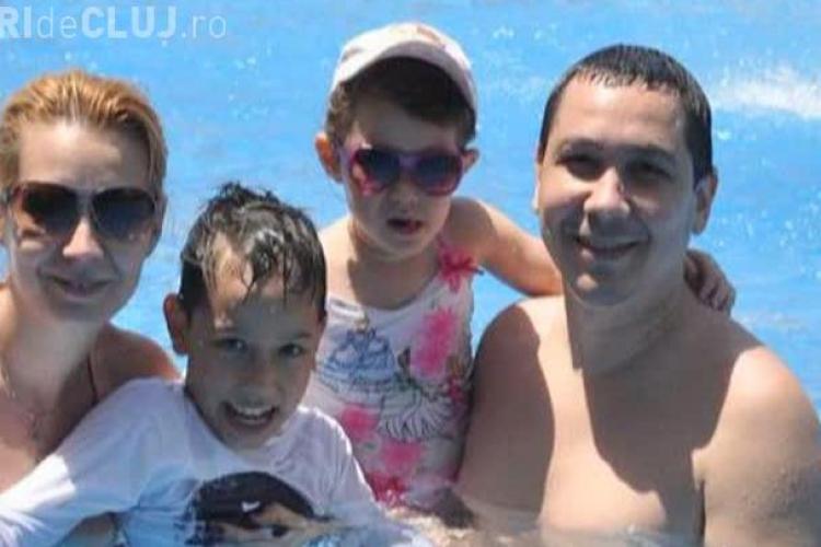 Victor Ponta se relaxează la MARE cu familia şi cu ministrul Daniel Constantin