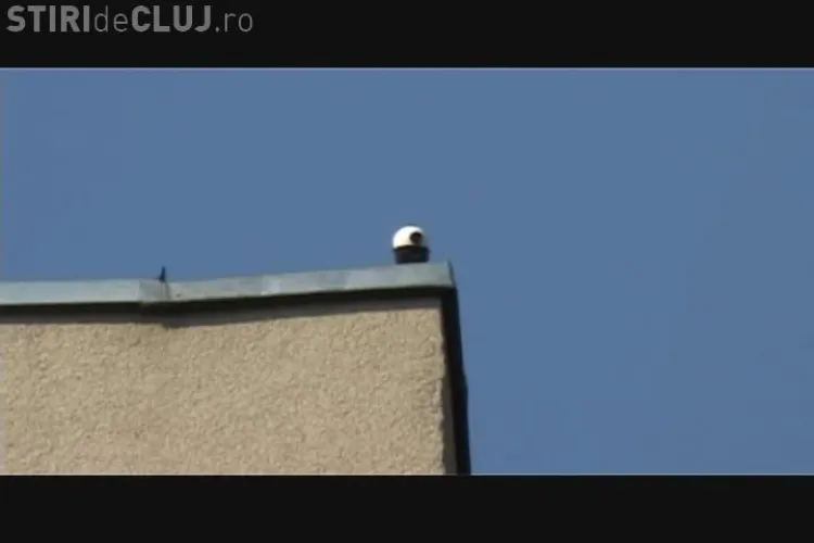 REFERENDUM CLUJ: Cameră web supraveghează o secție de votare de pe Alverna VIDEO