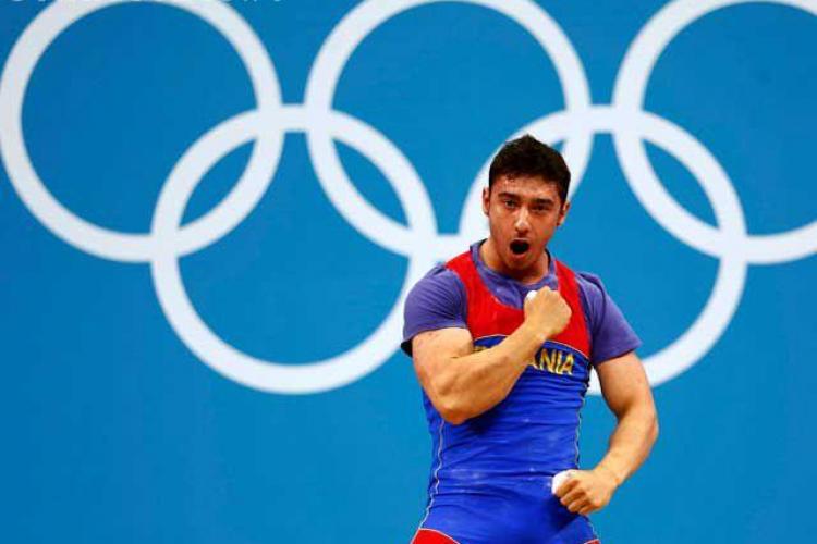 Clujeanul medaliat cu bronz la Olimpiadă: Am mâncat de pe jos. Mama nu avea nici bani de electricitate